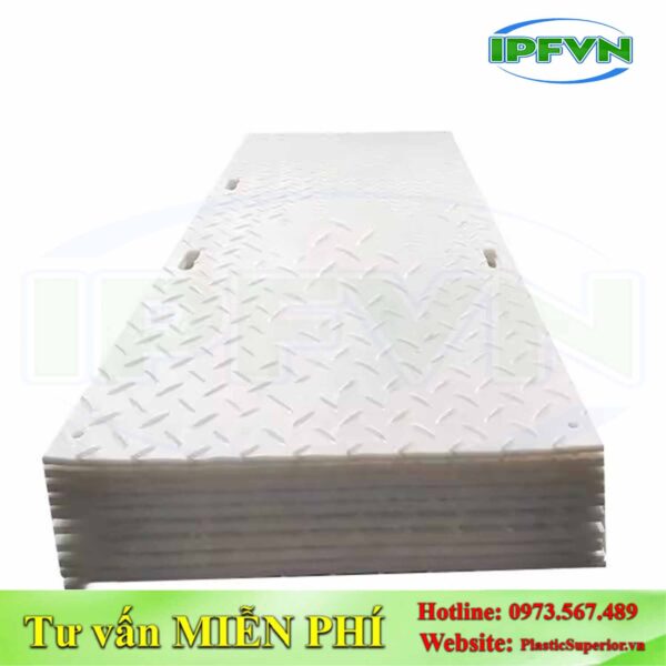 Thảm Bảo Vệ Mặt Đất Nhựa HDPE Chất Lượng Cao (1)